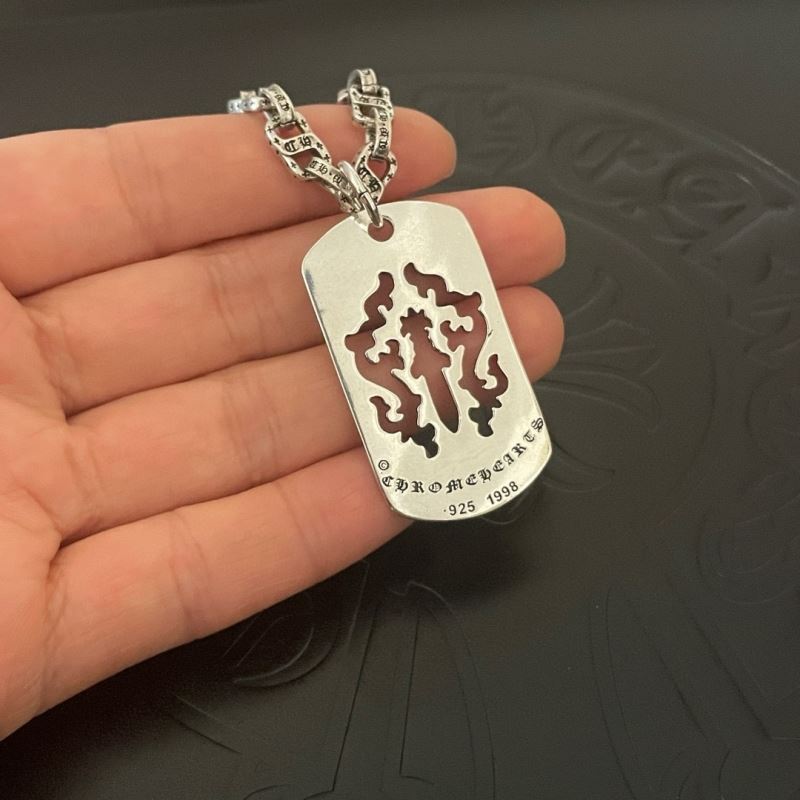 Ch*0me He**ts necklaces